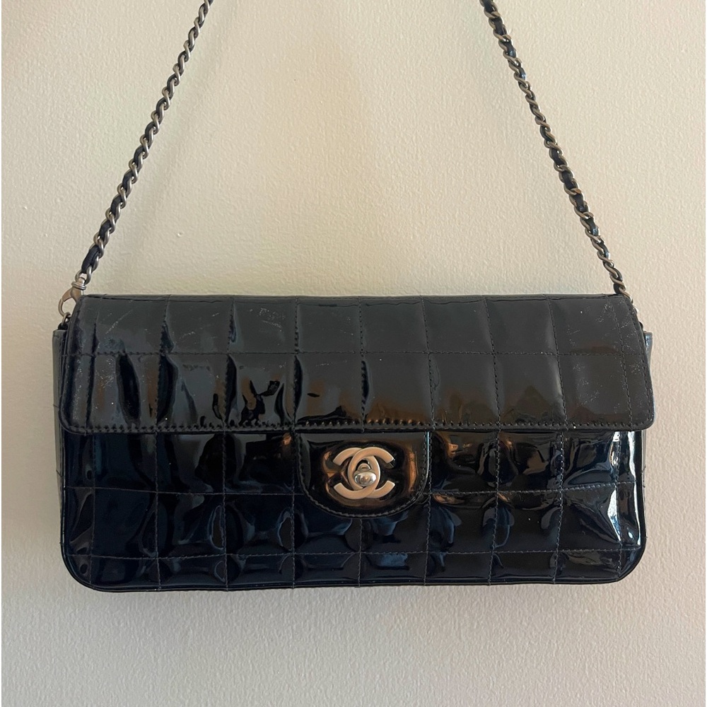 Chanel Square Quilt E/W Flap Bag